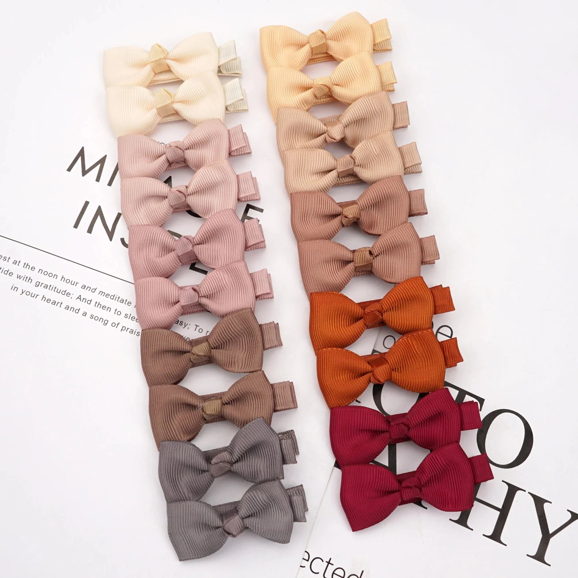 20pcs Solid Ribbon Bowknot Hair Clips